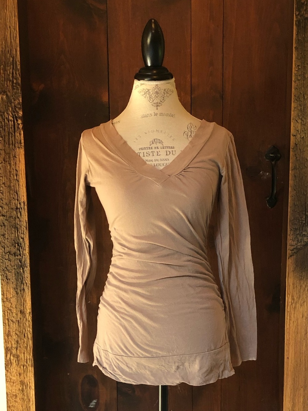 Women's Long Sleeve V-Neck Top - Taupe